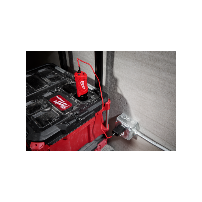 M12™ トラベルチャージャー